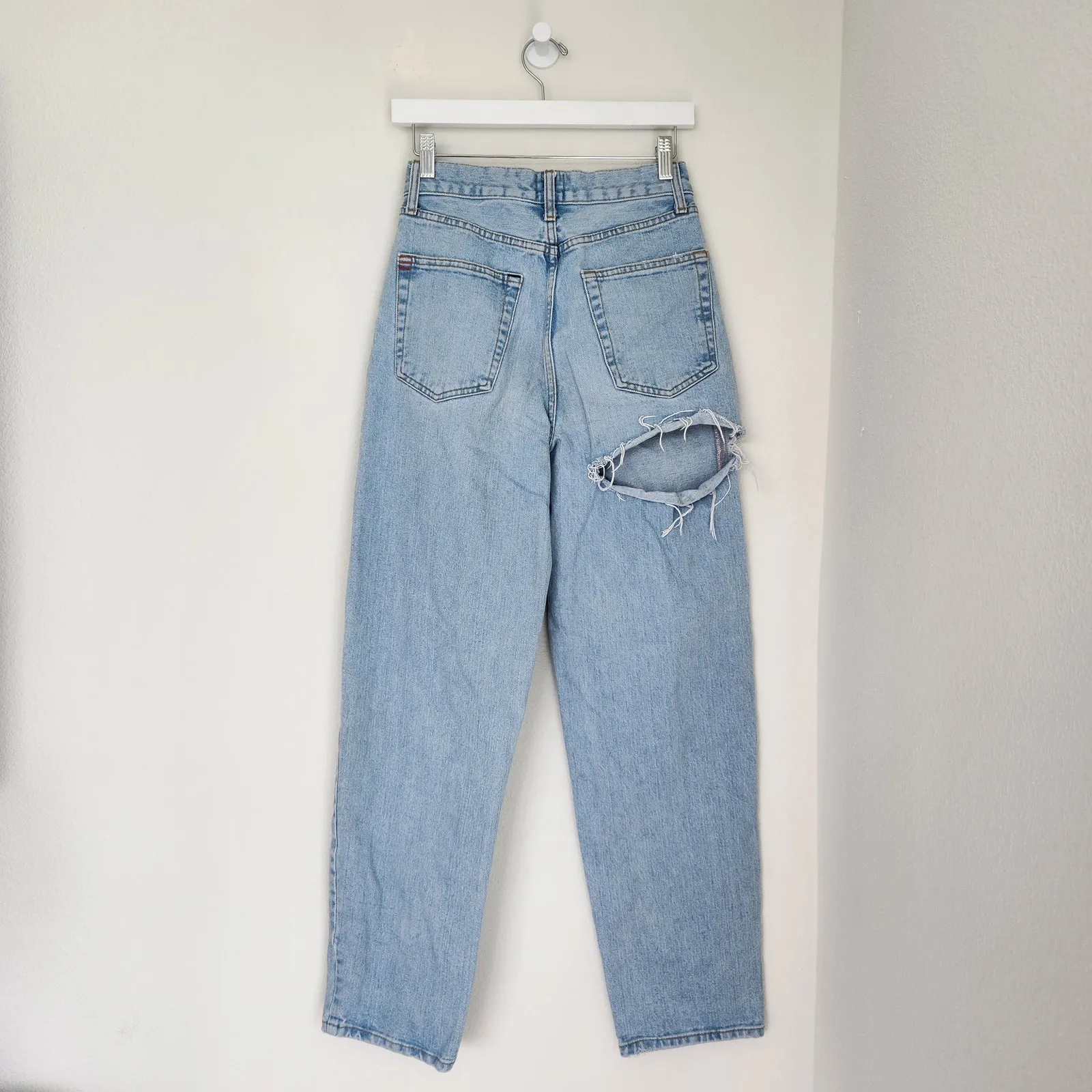 BDG Urban Outfitters Baggy Jeans High Rise Baggy Light Wash Distressed Jeans 26 - Image 4