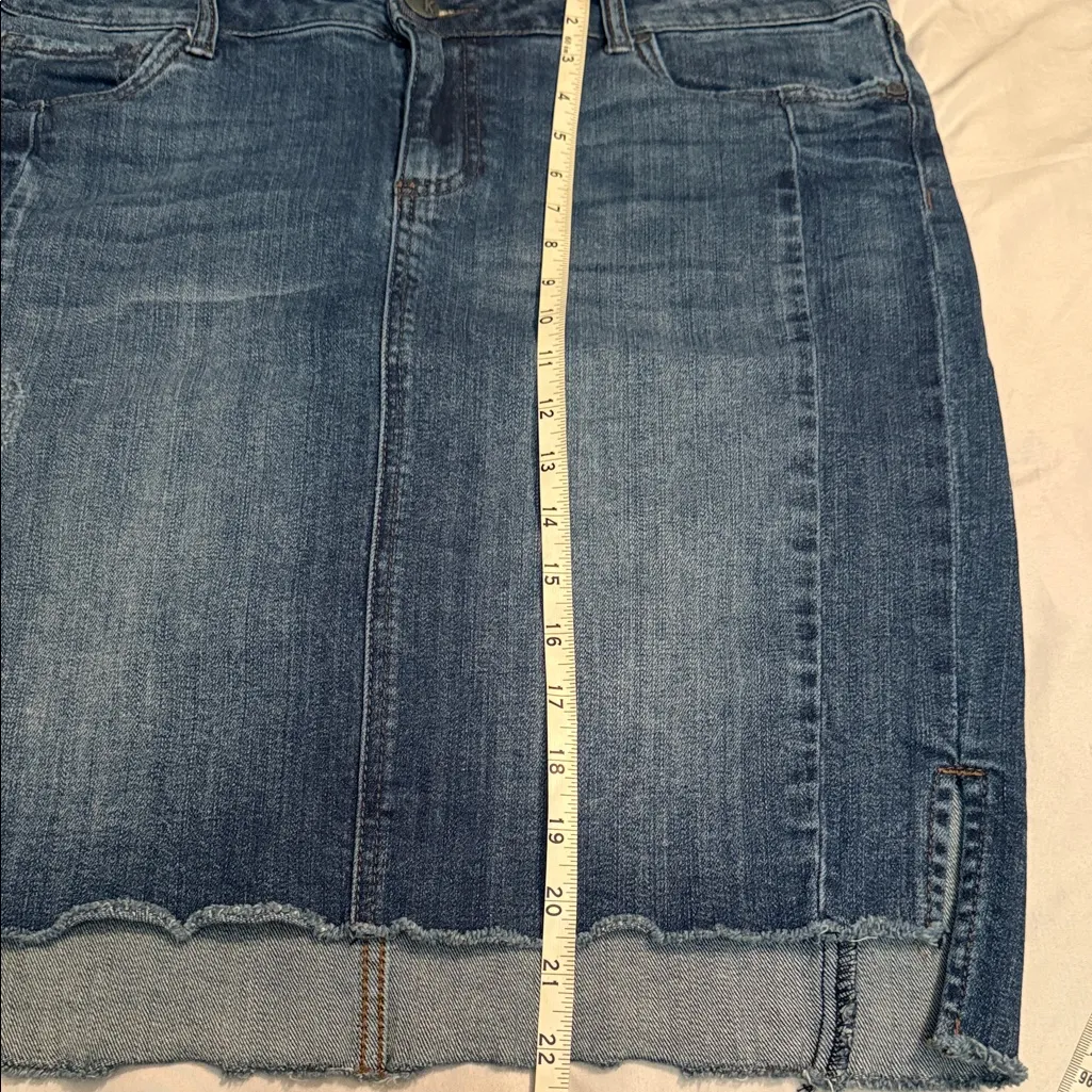 Kut from the Kloth Blue Denim Skirt - Image 7