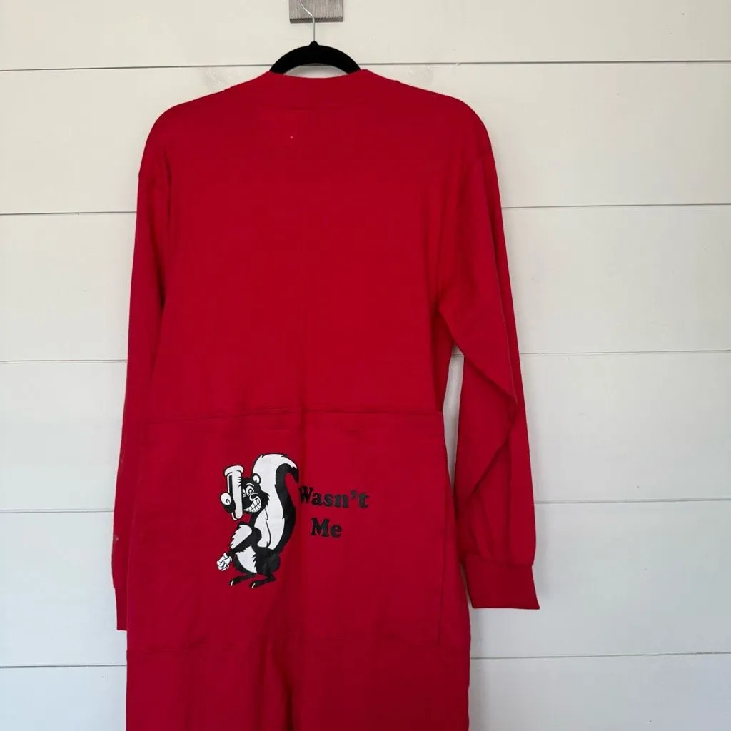 Big Feet Adult Medium Red Skunk Wasn’t Me One Piece Pajama New - Image 5