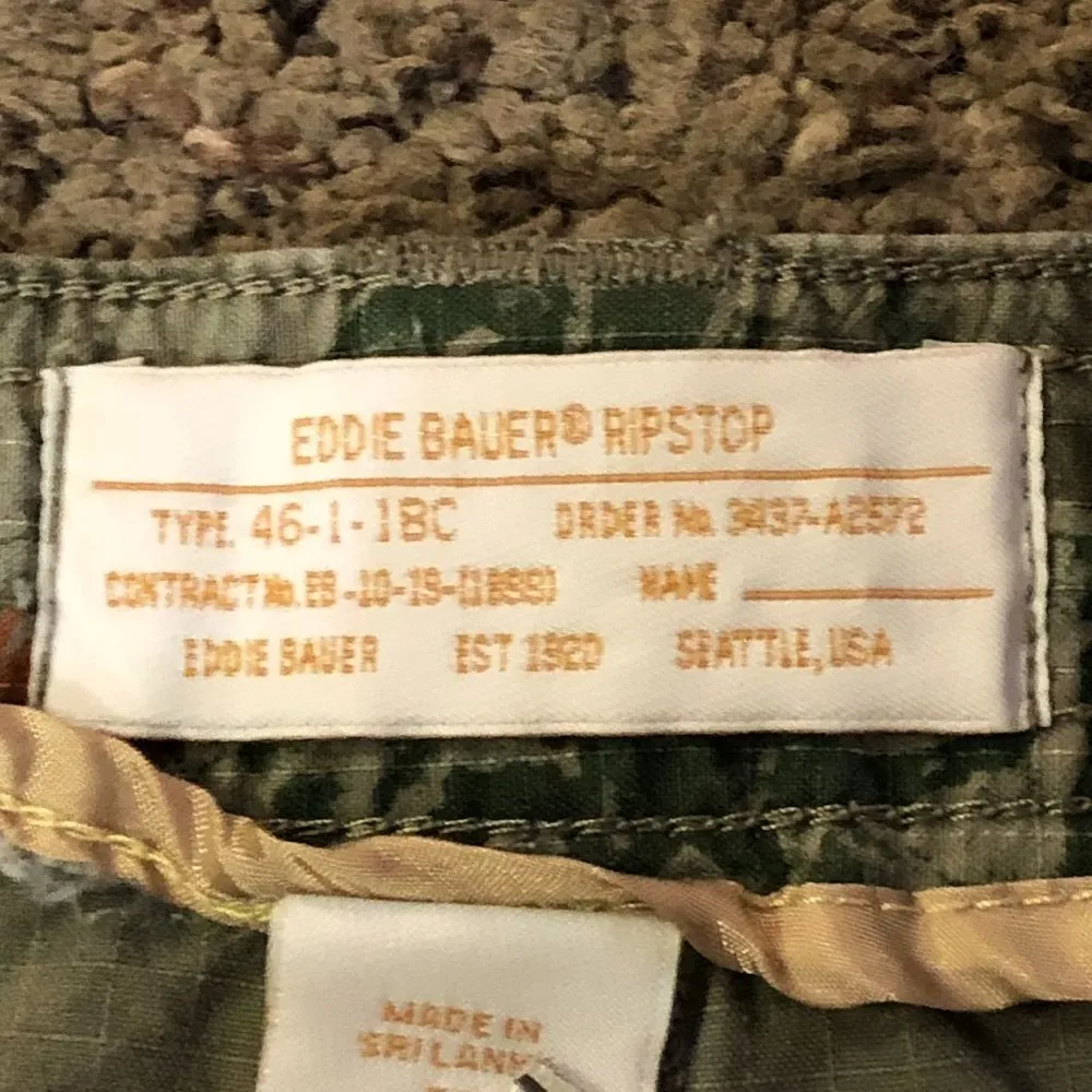 Eddie Bauer Ripstop Shorts Womens T18 Tall Used Green Floral - Image 6