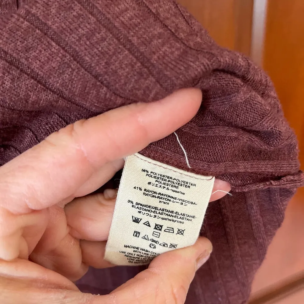 Free people raw edge 3 button ribbed polo - Image 5