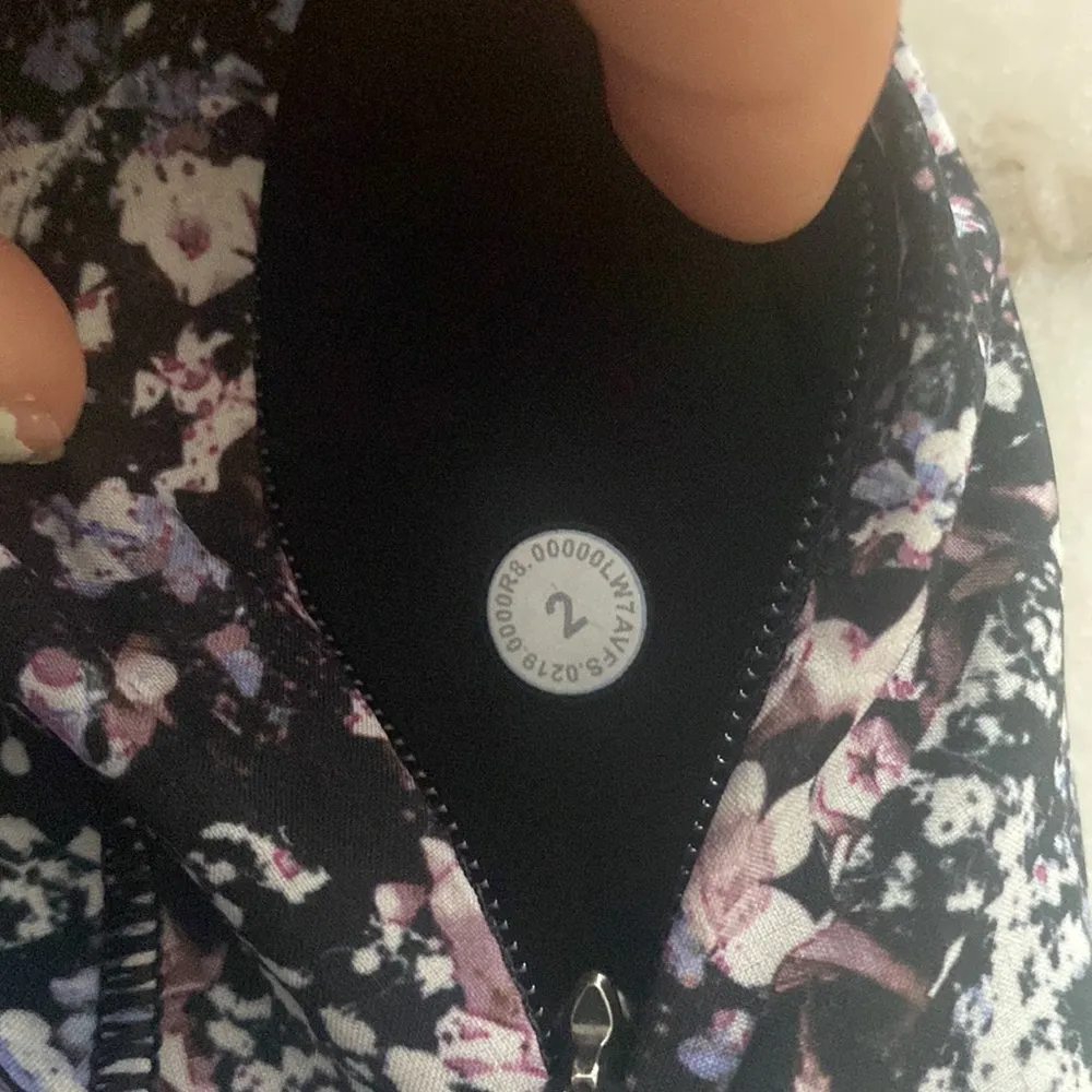 Lululemon Floral Spritz Multi Track That Short 5" - Image 3