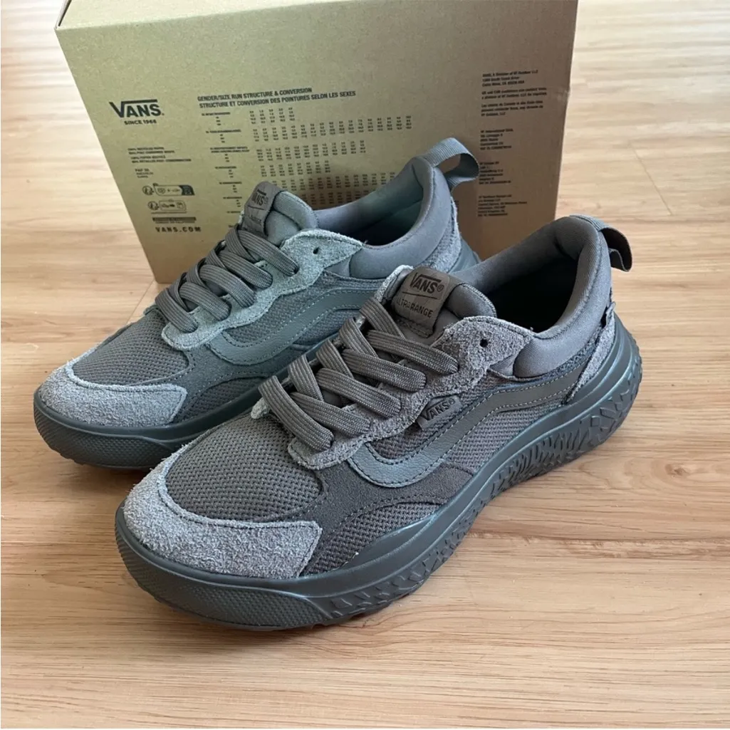 Vans UltraRange Neo VR3 Shoe
Women 9.0 US Mens 7.5 US - Image 4