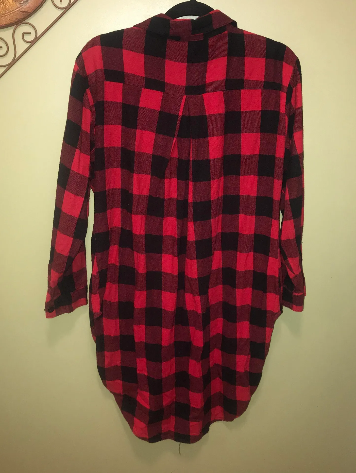 Redfox Red and Black Button up Shirt Sz L - Image 2