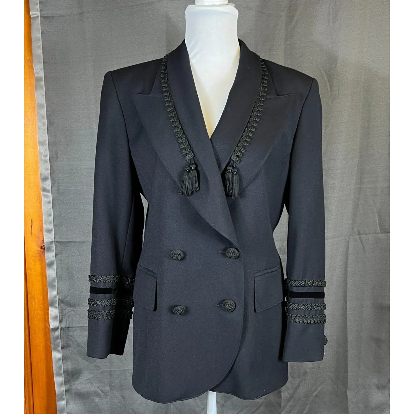 VTG Escada Blazer skirt 38 black tassels trim shawl collar Size undefined - Image 10