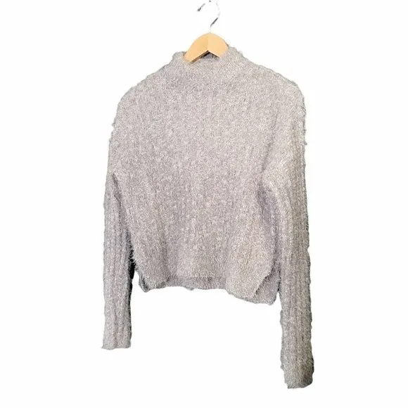 Candies Y2K Cropped Eyelash Sweater Light Gray Women’s Size Small Fluffy Cozy - Image 4