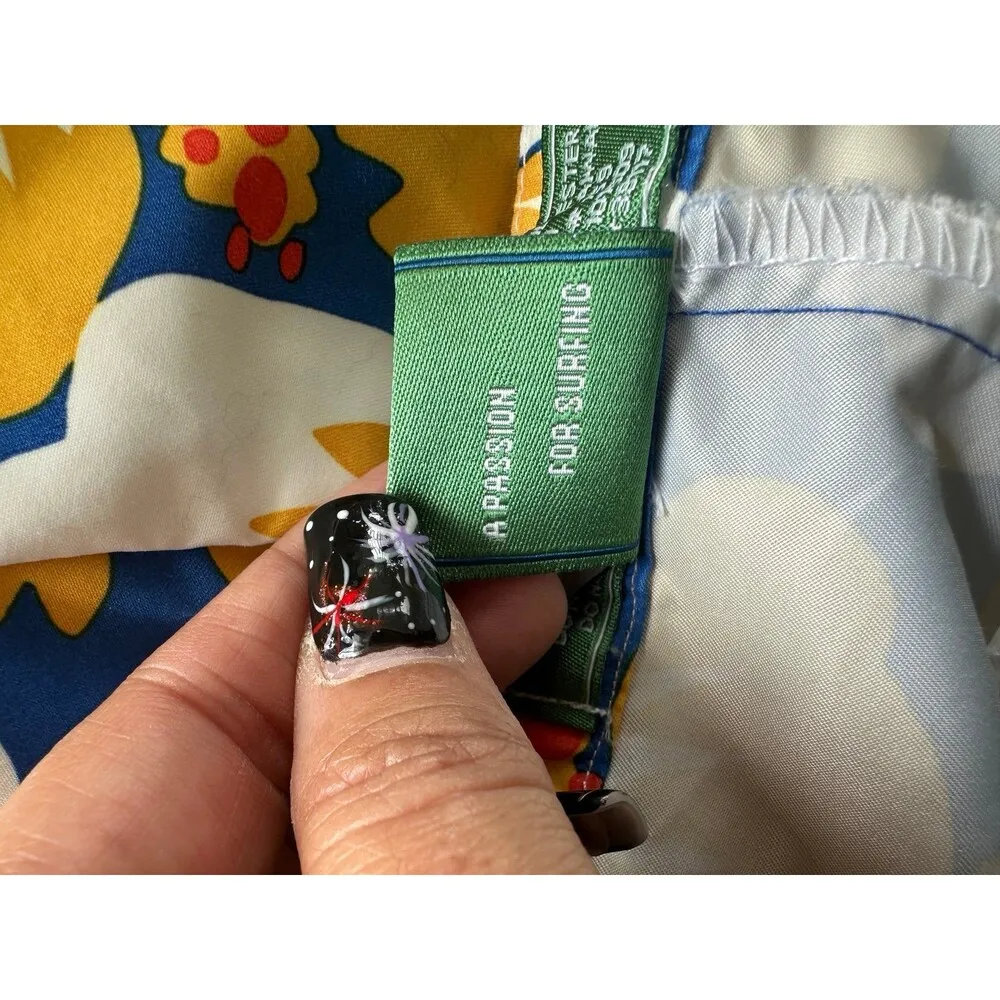 Beach Rays Juniors Hawaiian Tropical Floral All Over Hibiscus Cropped Pants 9 Blue Size undefined - Image 5