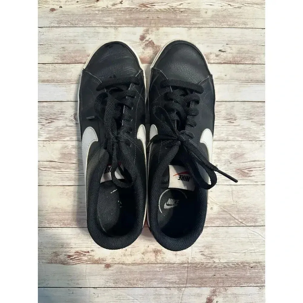 Nike Court Legacy Sneaker Women's Size 10 Black White Leather Swoosh - Image 2