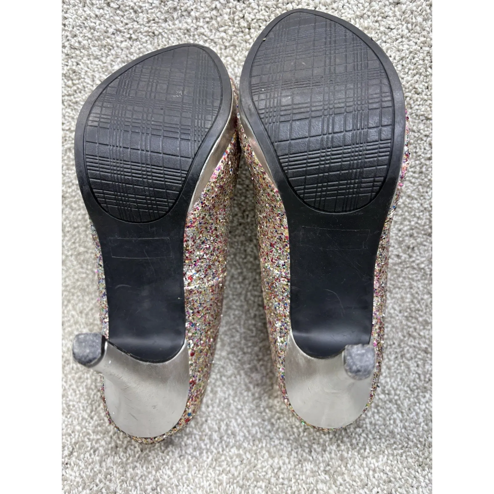 Women's 8M Silver Glitter High Heel Pumps Peep Toe Party Shoes Holiday NYE Size 8 - Image 7