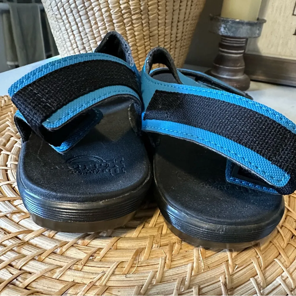 Dr. Martens Crewe Mid Blue Sandal Unisex - Image 8