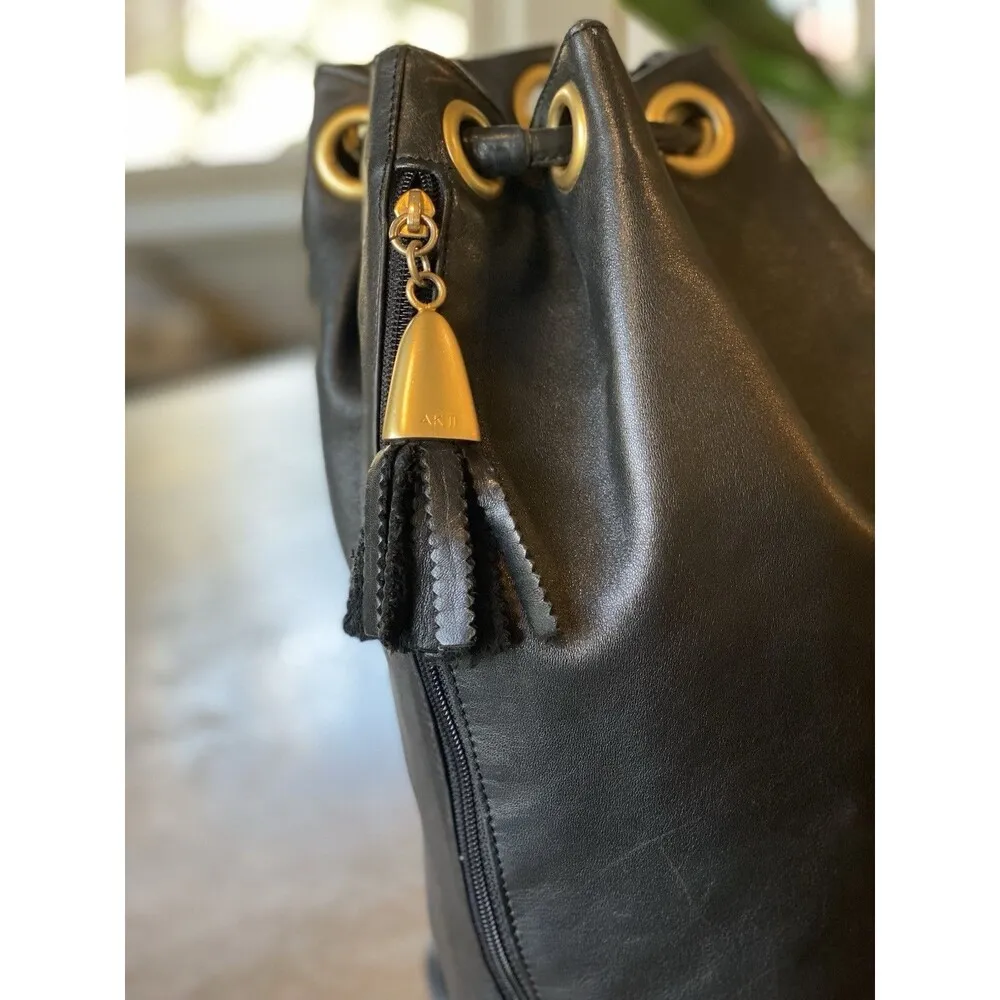 Leather Anne Klein II Vintage Bucket Bag Purse Handbag Matte Gold Accents EUC - Image 16