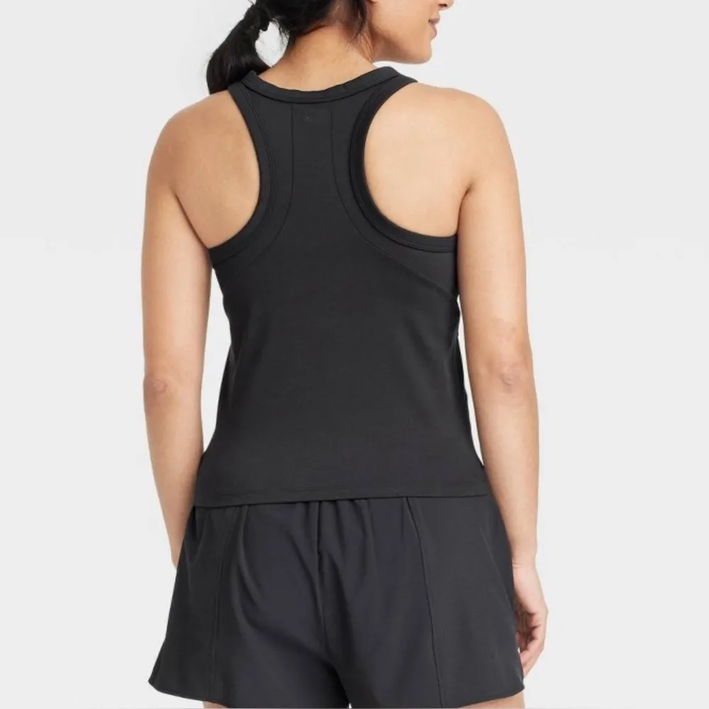 All in Motion Women's Black Sleeveless Top XS UPF 50 - Image 2