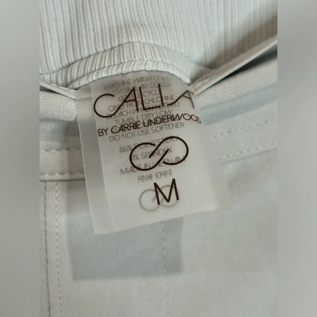 Calia by Carrie Underwood Woman’s Lightweight Athletic Casual Cropped Pants Silver Size M - Image 5