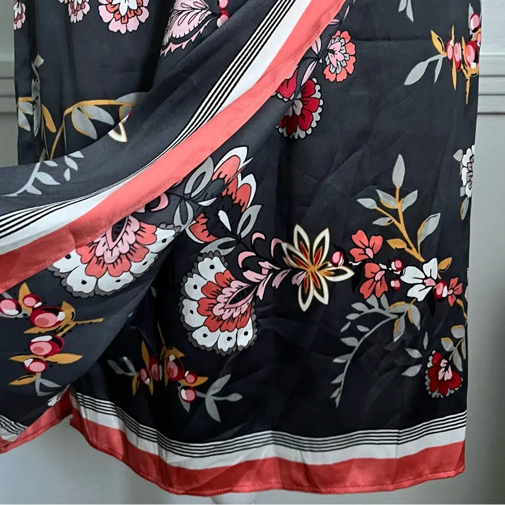Loft  • Black Pink Red Floral Skirt - Image 3