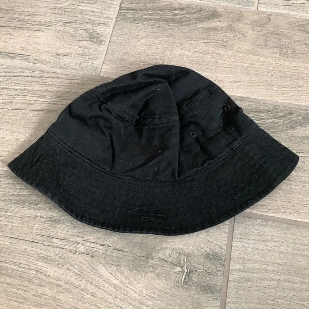 Otto black bucket hat - Image 2