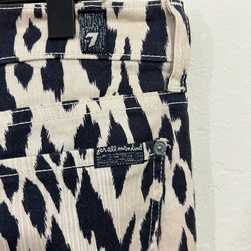 7 For All Mankind The Skinny Woman Ikat Leopard Print Jeans Size 30 - Image 86