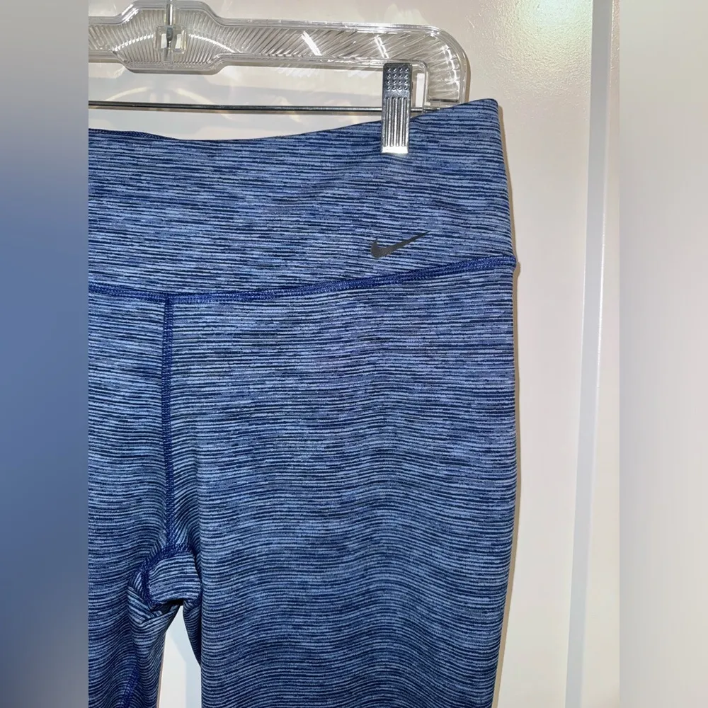 NIKE Legend Dri-Fit Women's Size Large Tight Fit Blue White Leggings NWOT - Image 4