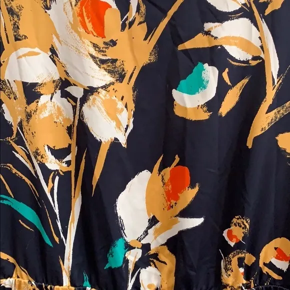 Limited size‎ medium dress - Image 3