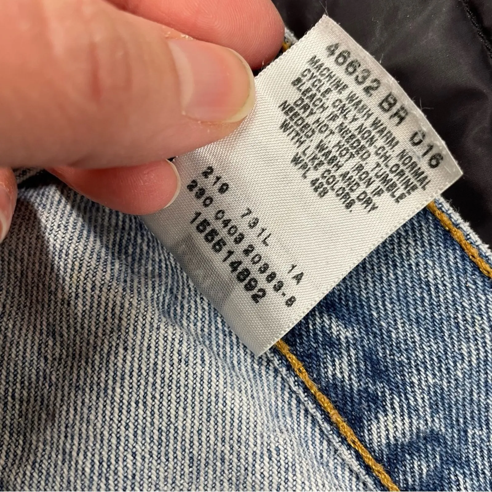 Levi’s Vintage 550 Classic Relaxed Straight Leg Jeans Womens 12 Blue 90s Denim - Image 10