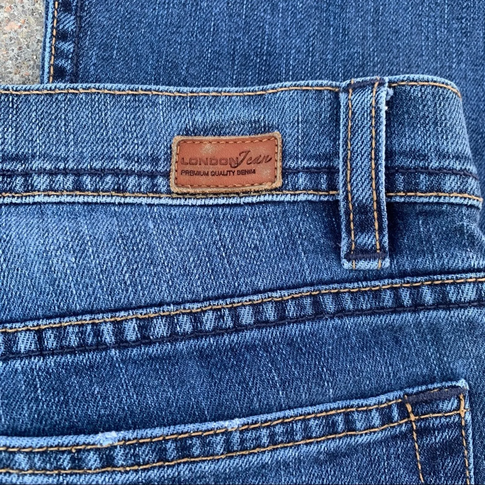 Y2K London Jean flare leg jeans Size 10 Blue - Image 3