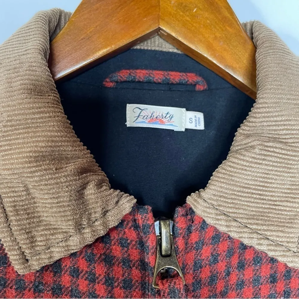 Faherty Plaid Wool Blend Jacket Size Small - Image 4