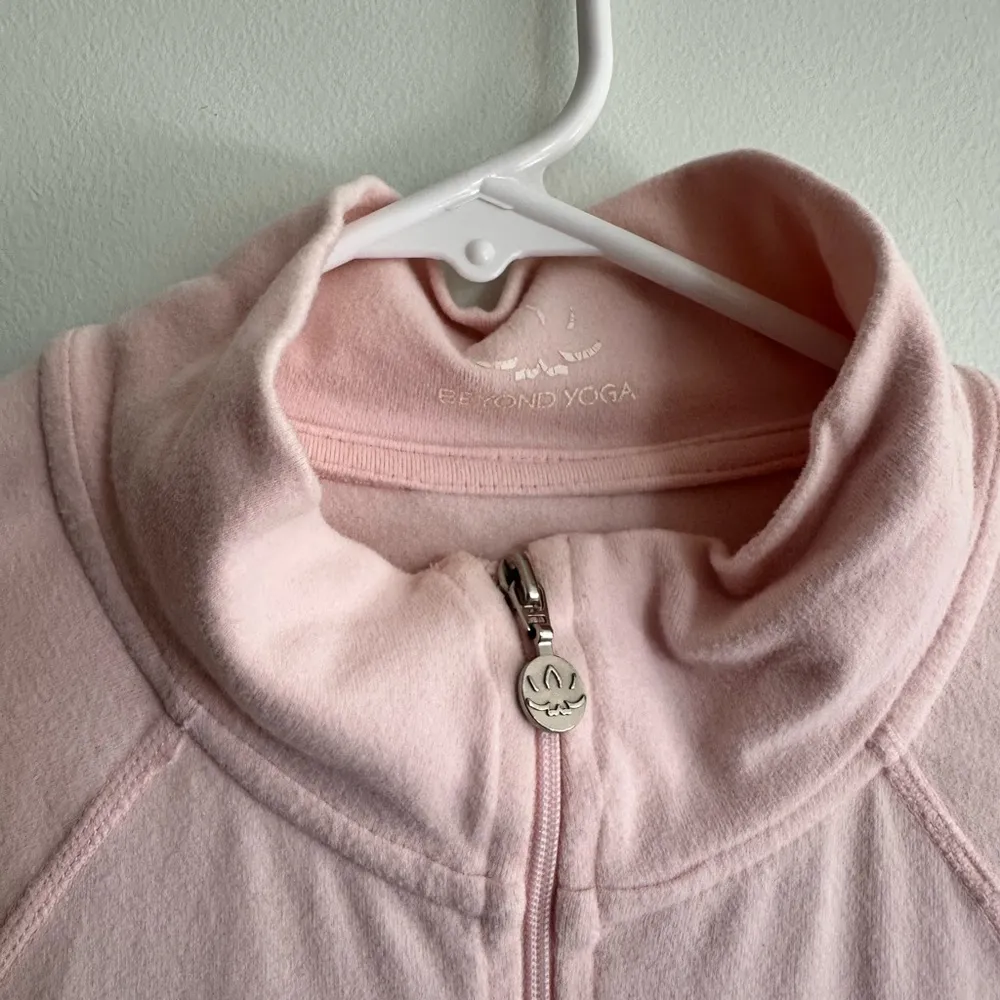 Beyond Yoga On the Go Mock Neck Pastel Pink Jacket - Image 4