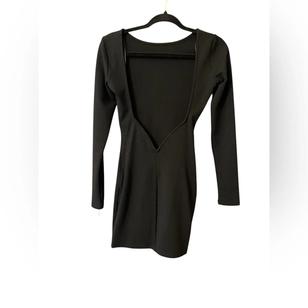 Windsor black snake print textured v low back dress nwt - Image 2