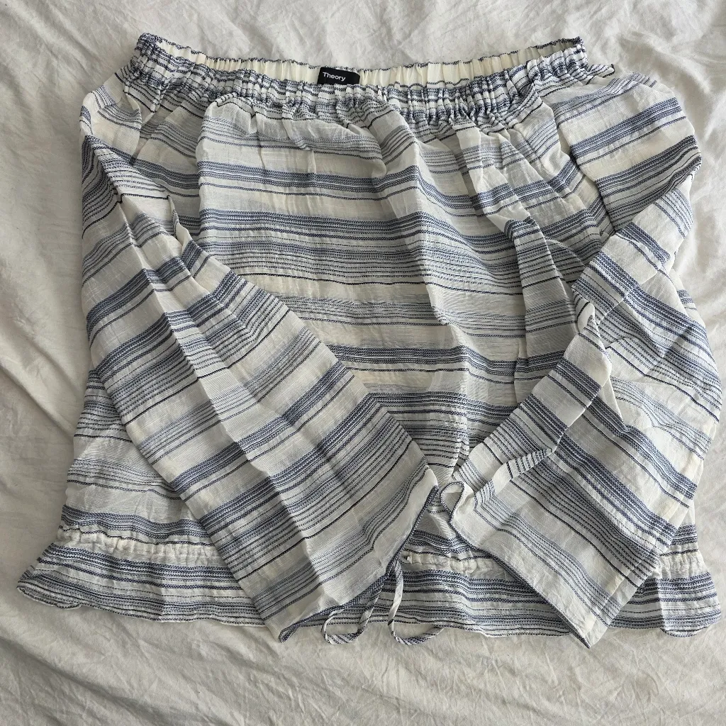 Theory Odettah Off The Shoulder Top L - Image 5