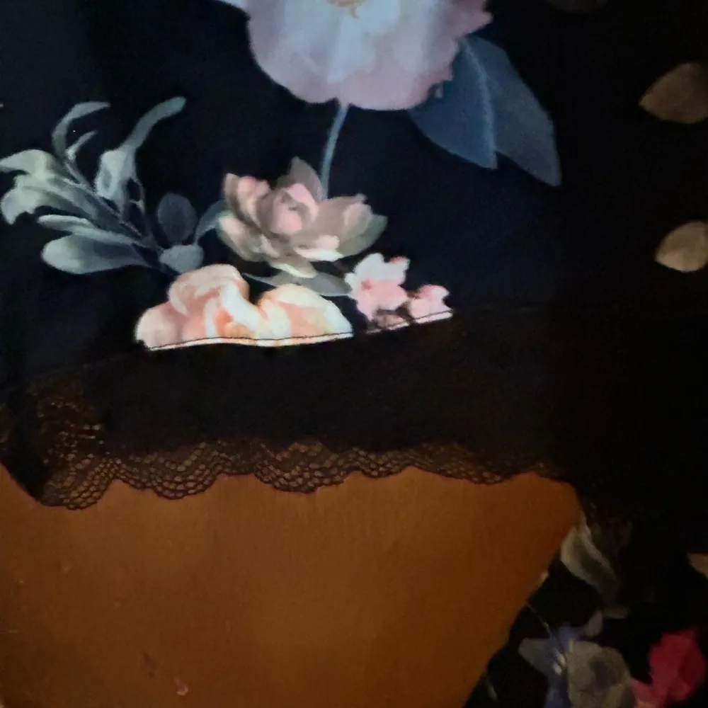 Flora nikrooz bathrobe - Image 3