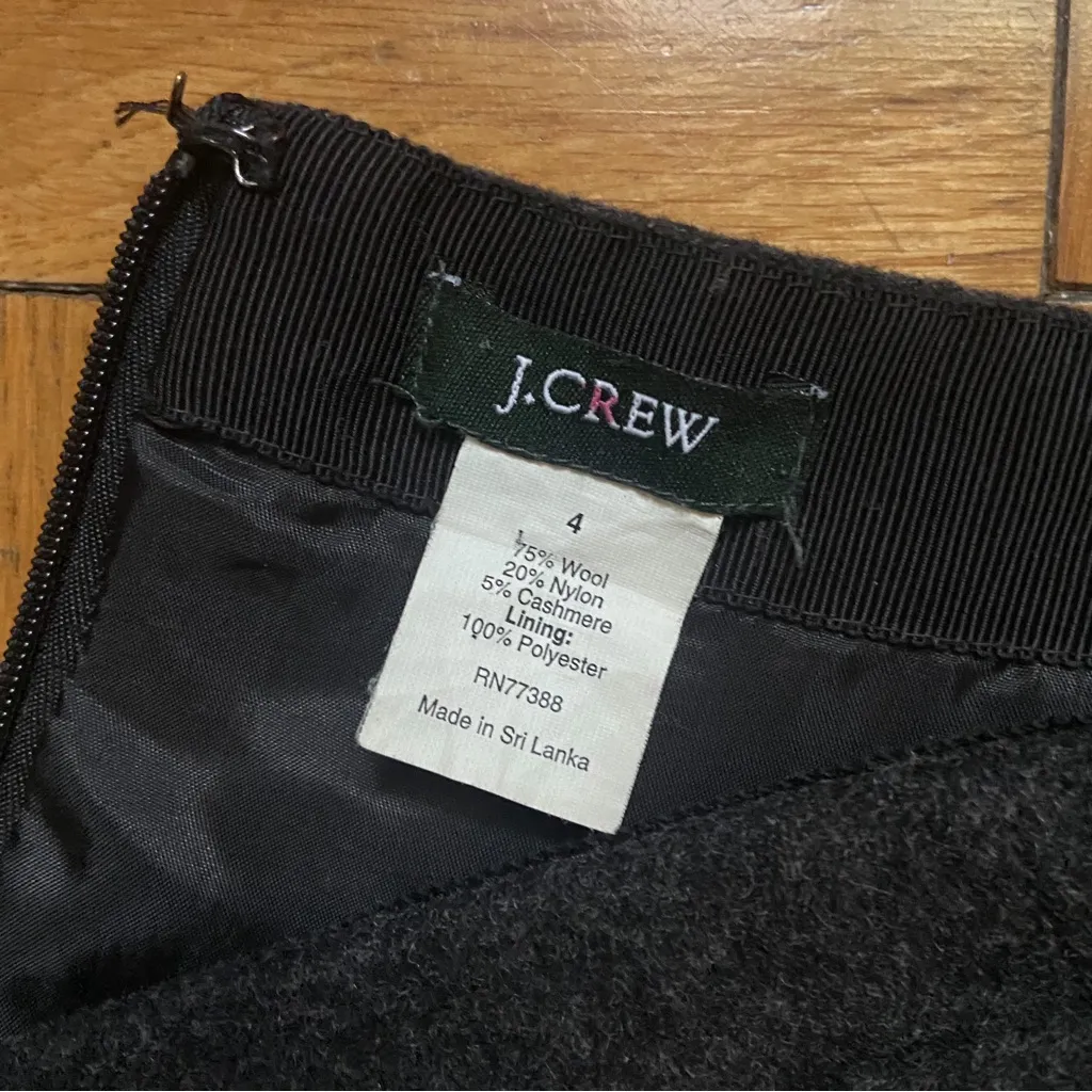 Vintage J. Crew Wool Cashmere Mid Rise Dark Gray Mini Skirt - 4 - Image 4