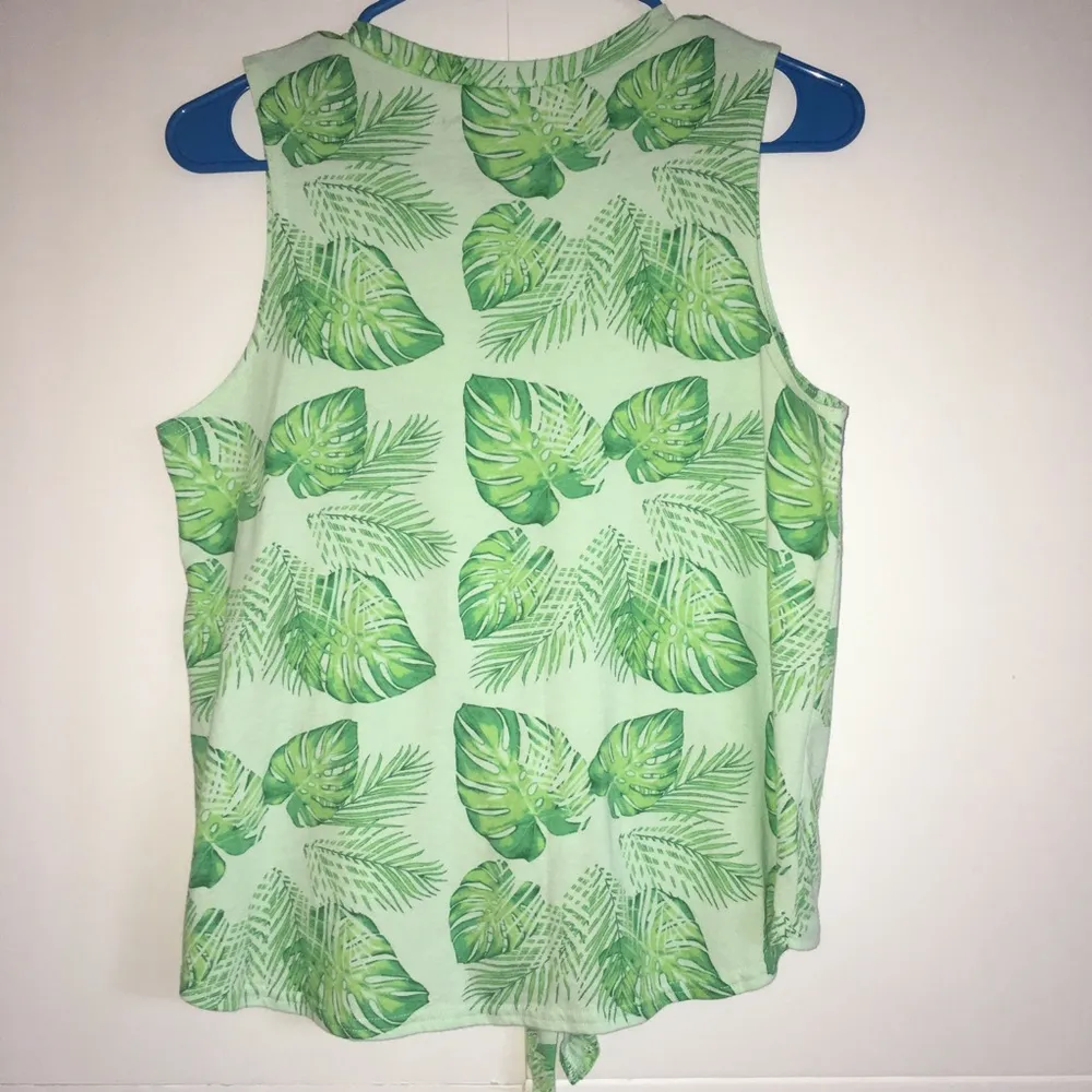 2/$15 Fifth Sun Aloha Weekend Sleeveless Tee - Image 3