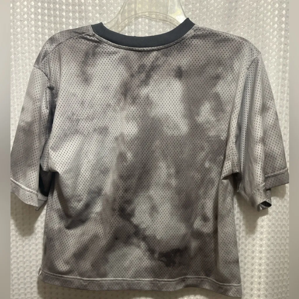 Nike Cropped Dri-Fit Mesh Tee Shirt XS Gray Tie Dye Swoosh Circle - Image 4