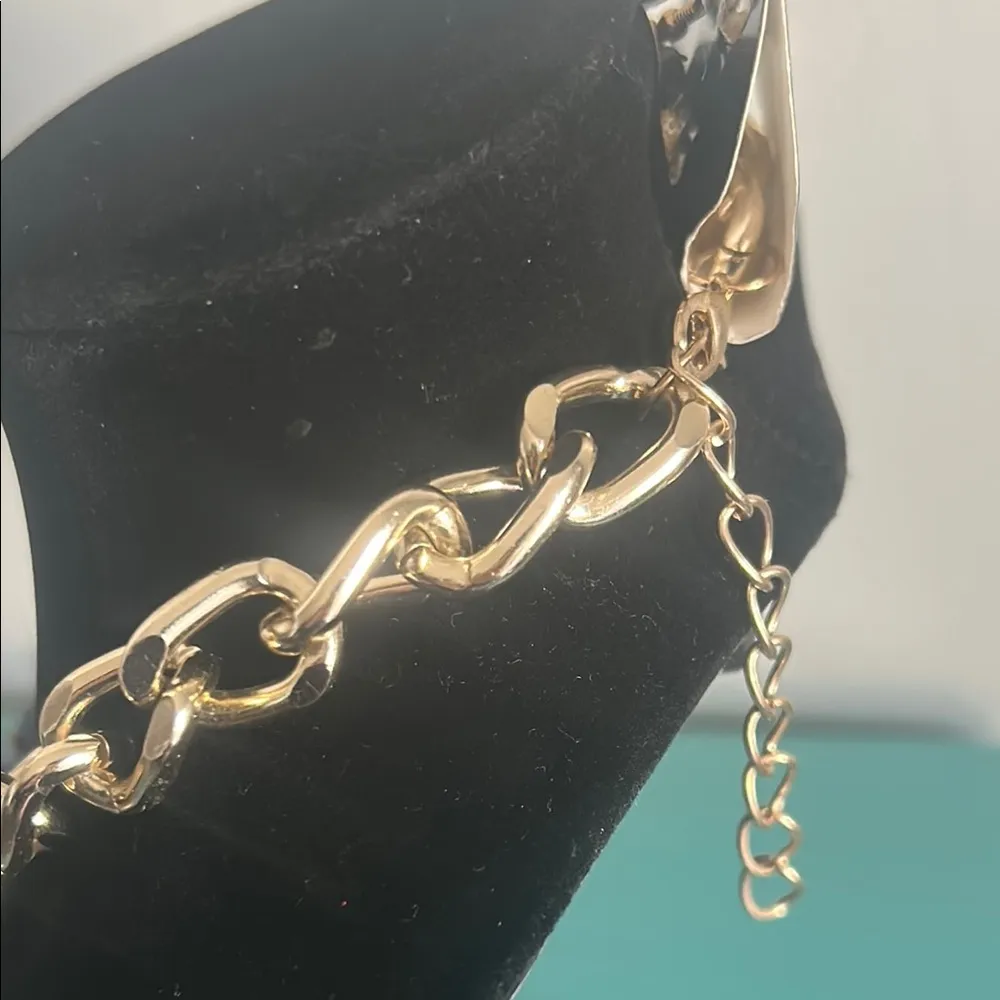 Chunky Gold Link and Multicolor Beaded Statement Necklace - Image 6