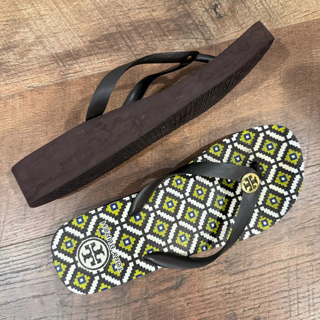 Tory Burch  Platform Patterned Flip Flops - Image 9