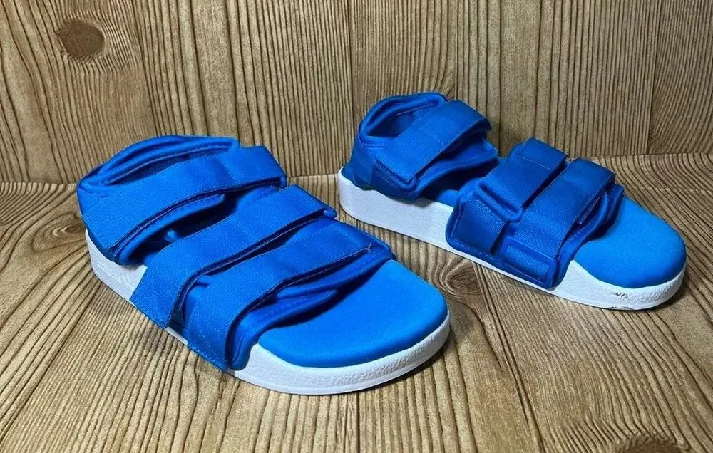 Adidas originals adilette sandal 2.0 in blue Women’s size 5 - Image 4