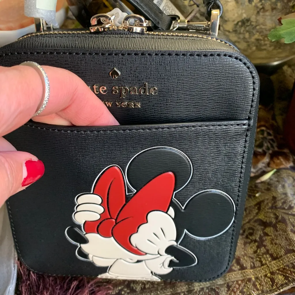Authentic KATE SPADE leather Minnie Mouse Disney X zip around Crosby/Satchel - Image 8