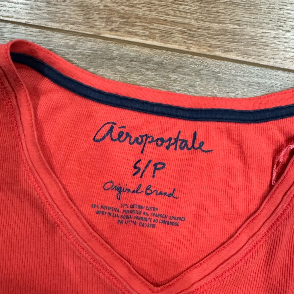 AEROPOSTALE VINTAGE 2000s Y2k Coral Casual Long Sleeve Graphic Tee | Size S - Image 2