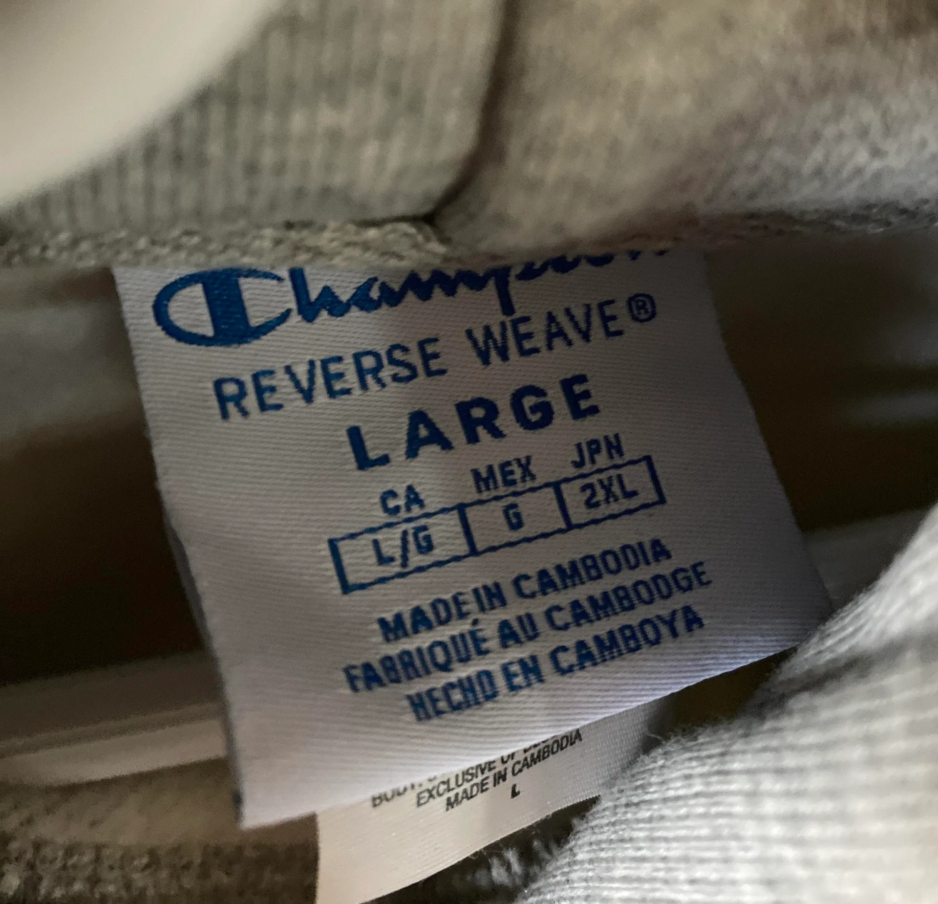 Champion Cropped Sweatshirt - Image 3