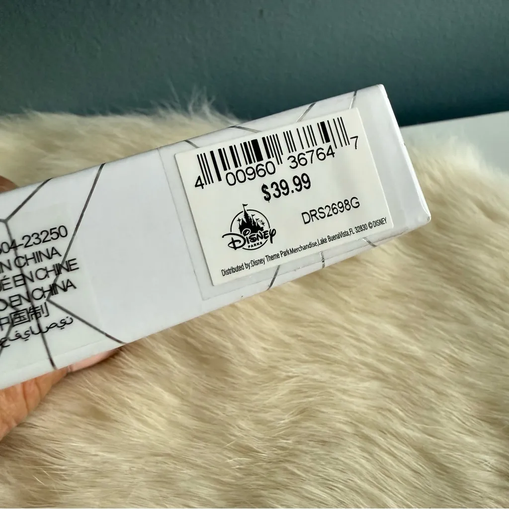 Disney Parks Goldtone Tinkerbell Earring and Necklace Set - Image 4