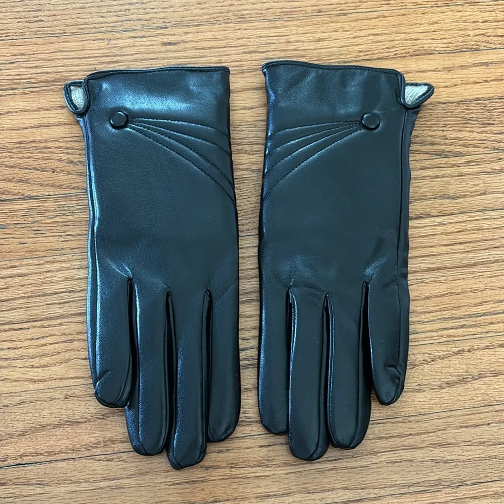 Faux leather gloves - Image 2