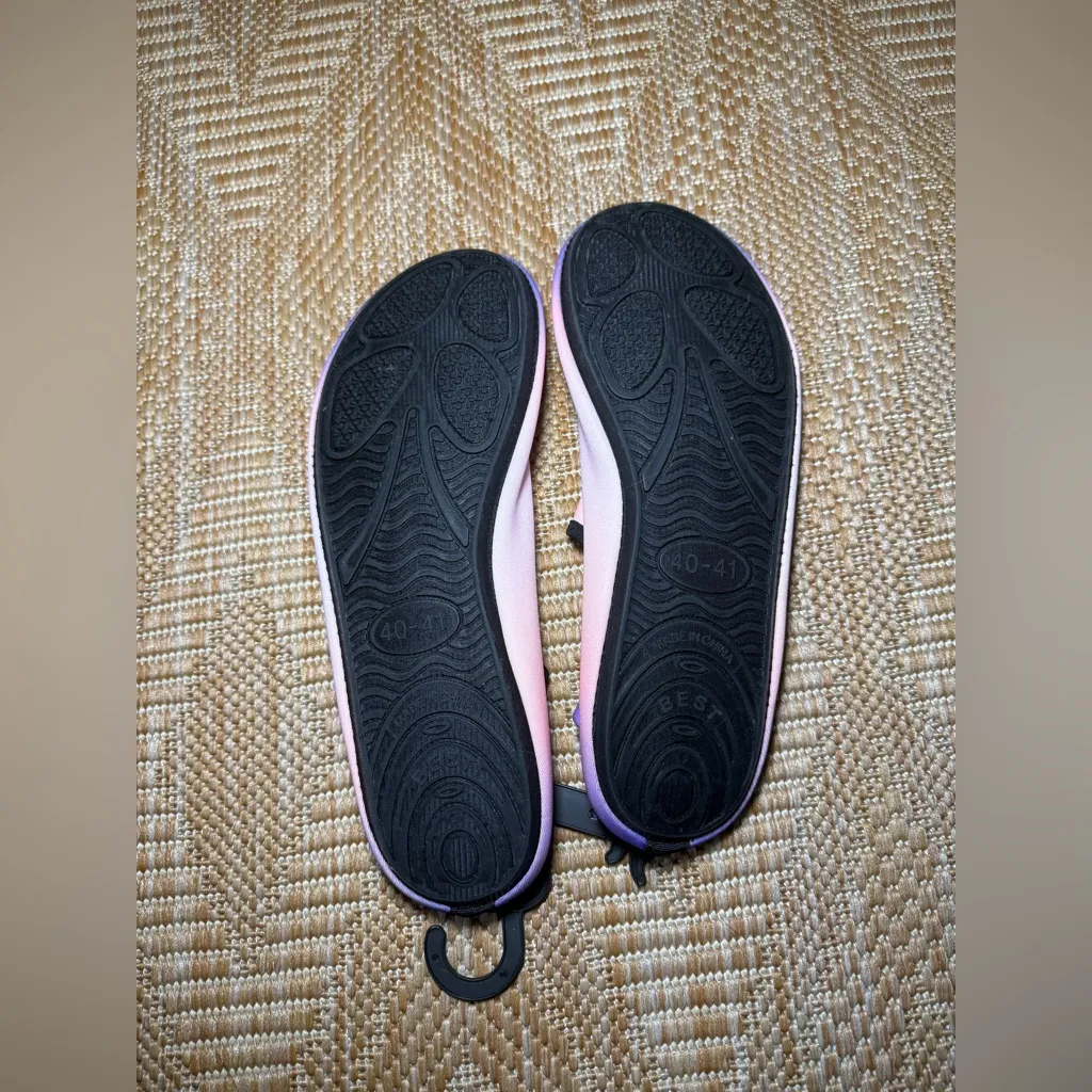 Ombré Pink & Purple Women's Stretchy Water Shoes, Swim, Size US L, NWOT Size L - Image 4