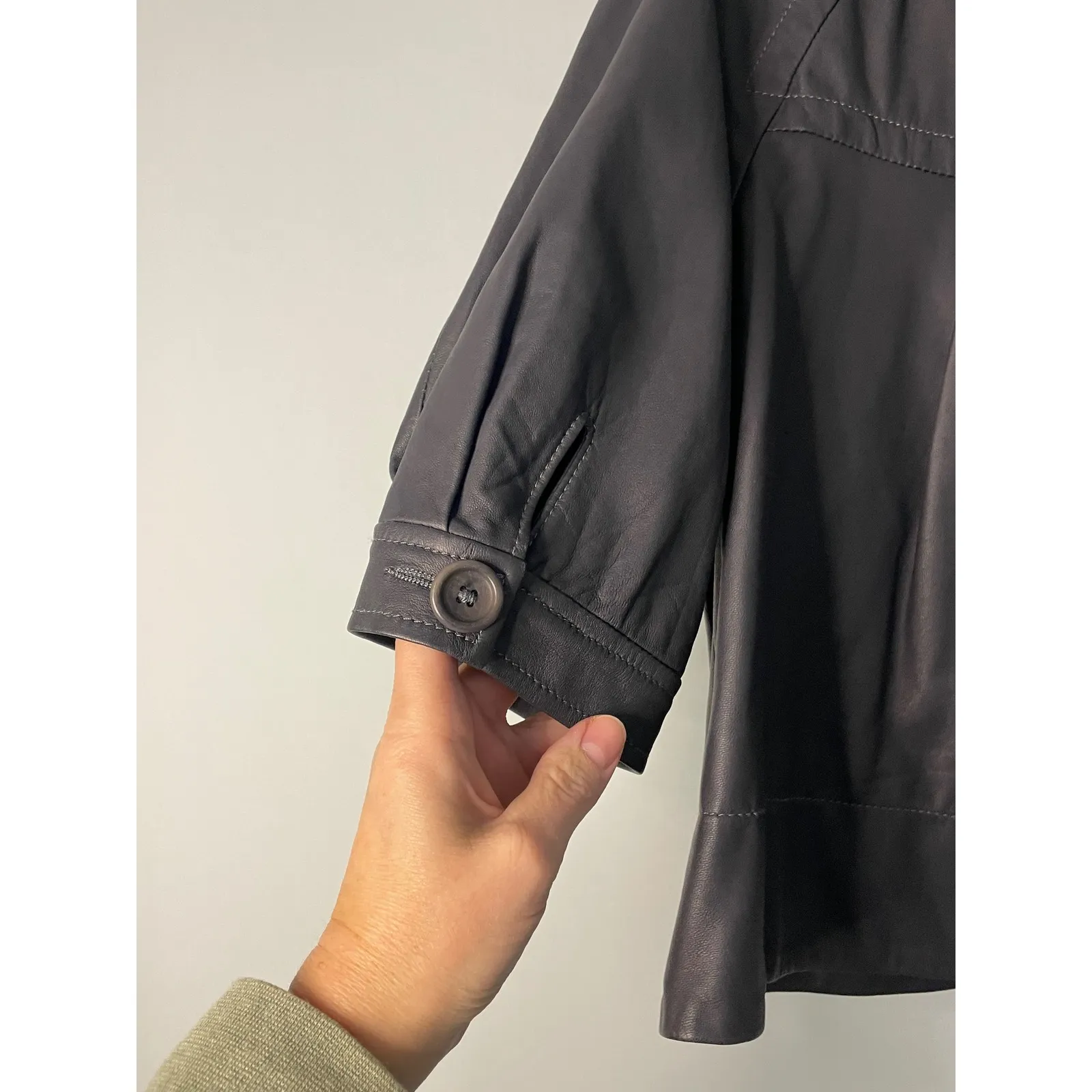 Theory Joli L Leather Cropped Jacket 3/4 Sleeve Button Front Made in Italy - Image 6