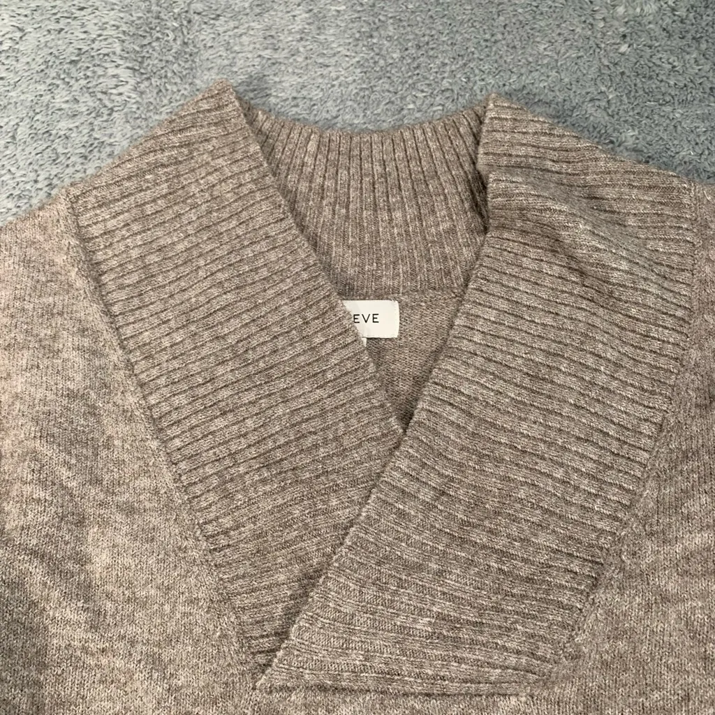 Evereve Sweater tan - Image 3