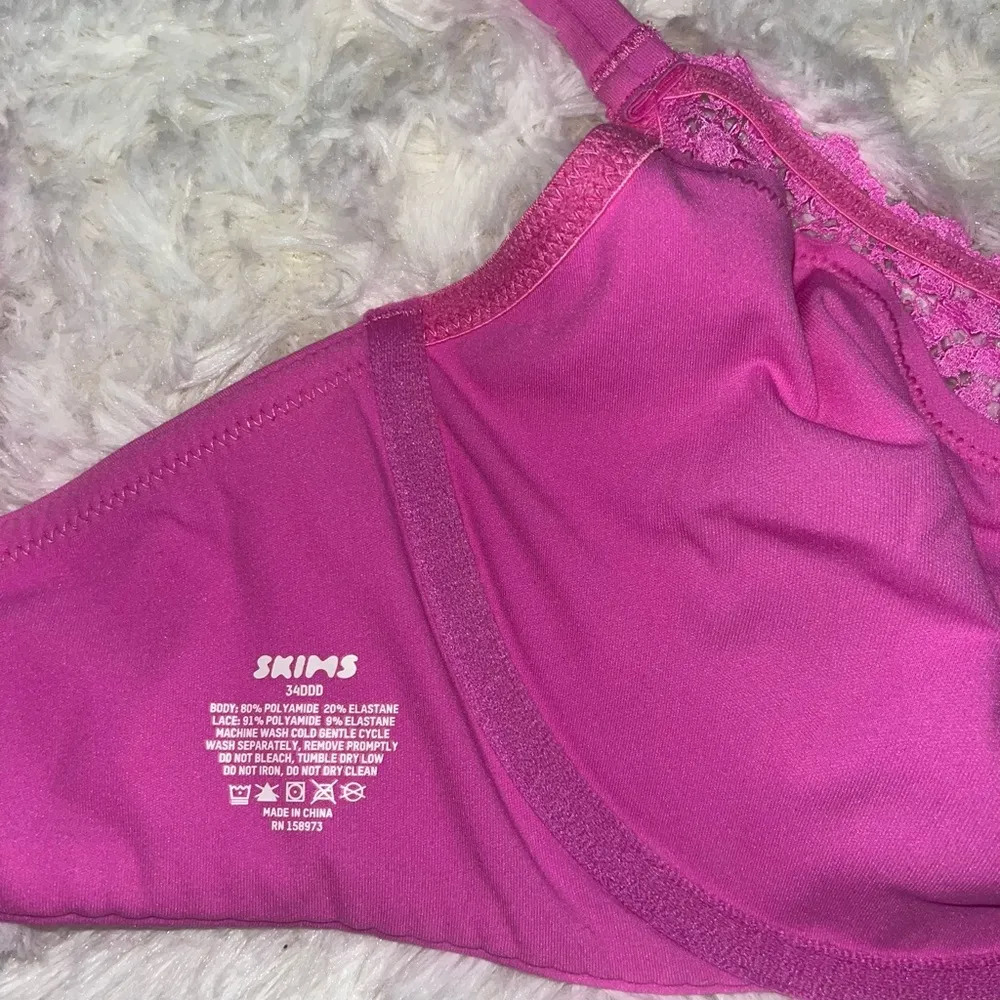 SKIMS SOLD OUT Fits Everybody Lace Unlined Scoop Bra! - Image 4