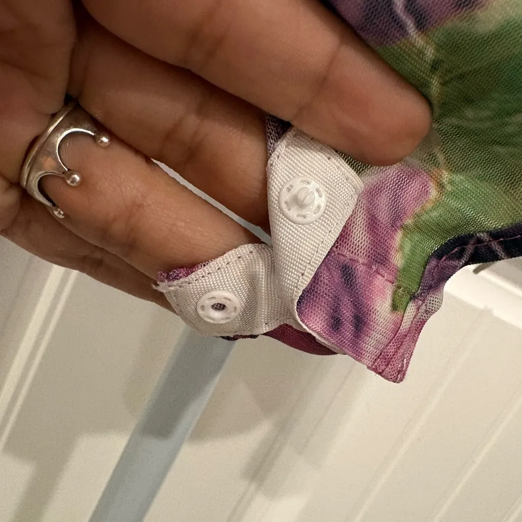 Women's Pink Camouflage Long Sleeve Mesh Bodysuit Size M Red Size M - Image 6