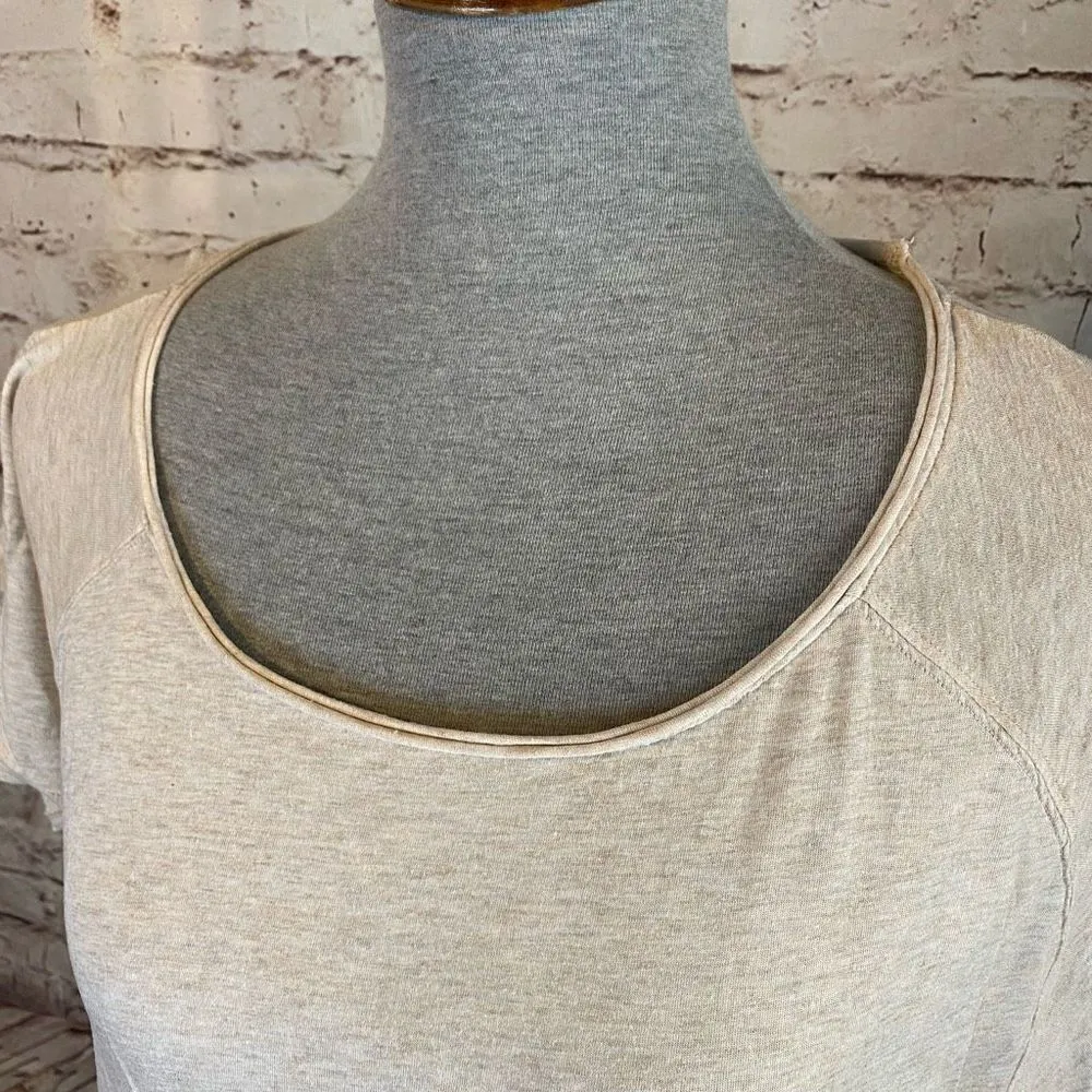 Anthropologie Women's Beige Short Sleeve Blouse Top Cotton Blend Size Medium - Image 5