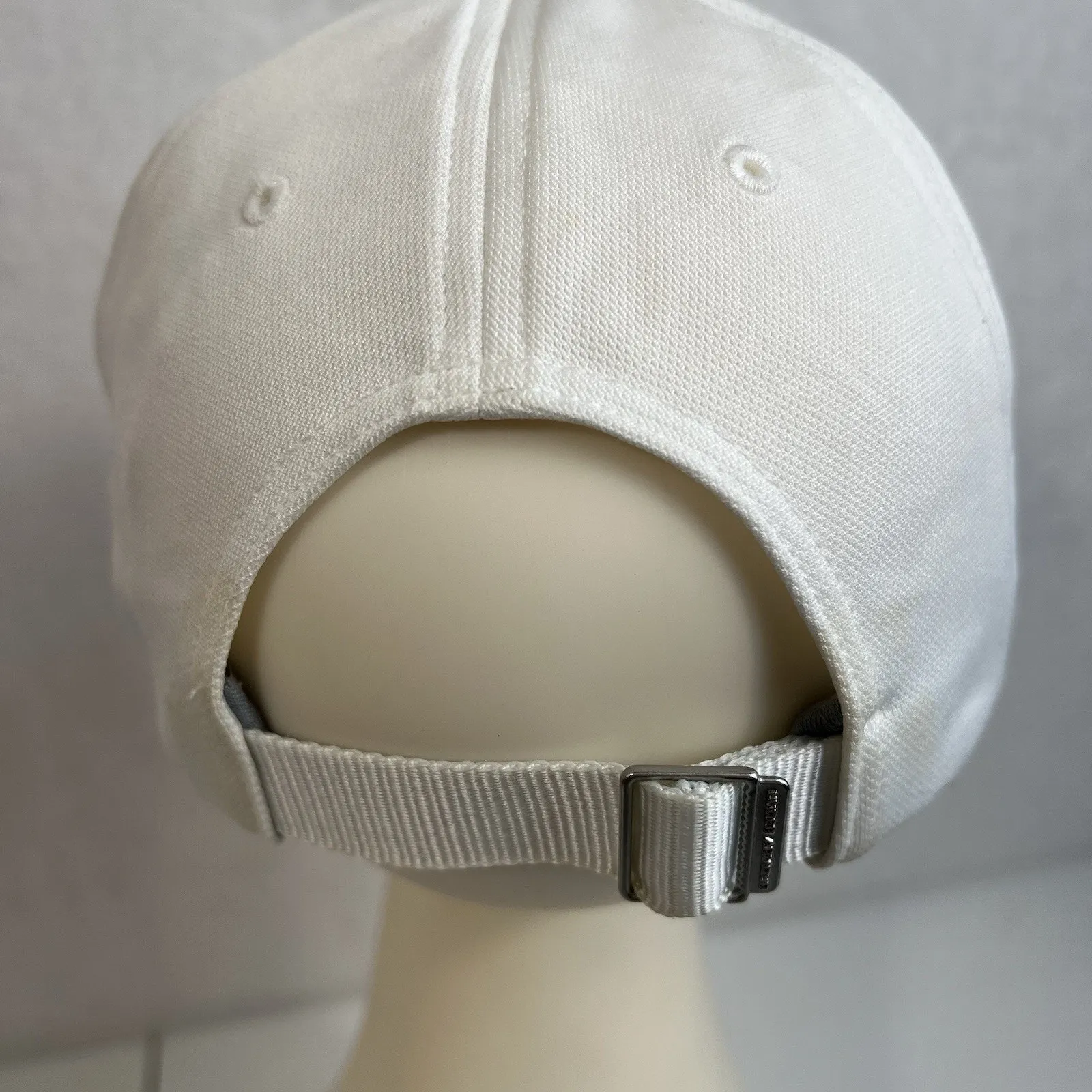 Under Armour UA Blitzing Hat Slideback Gray Embroidered Center Logo Lightweight - Image 7