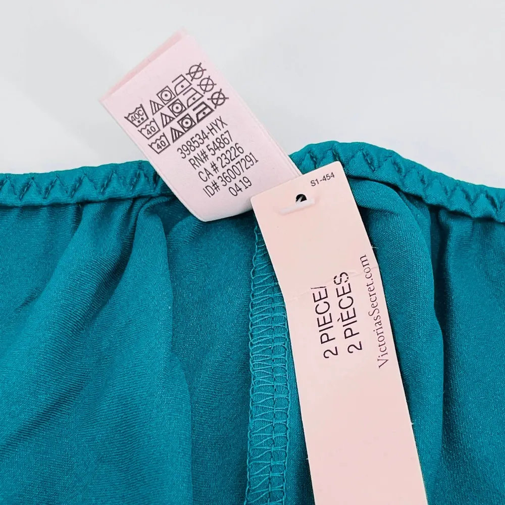 Victoria's Secret Women's Green Satin Sleep Shorts/Boxers with Lace - Size L NWT - Image 5