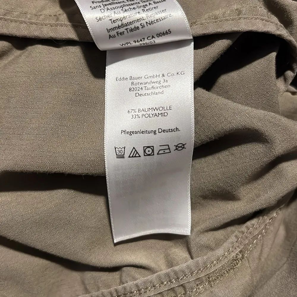 Eddie Bauer Women’s Lightweight Khaki Zip Up Jacket G2 - Image 5