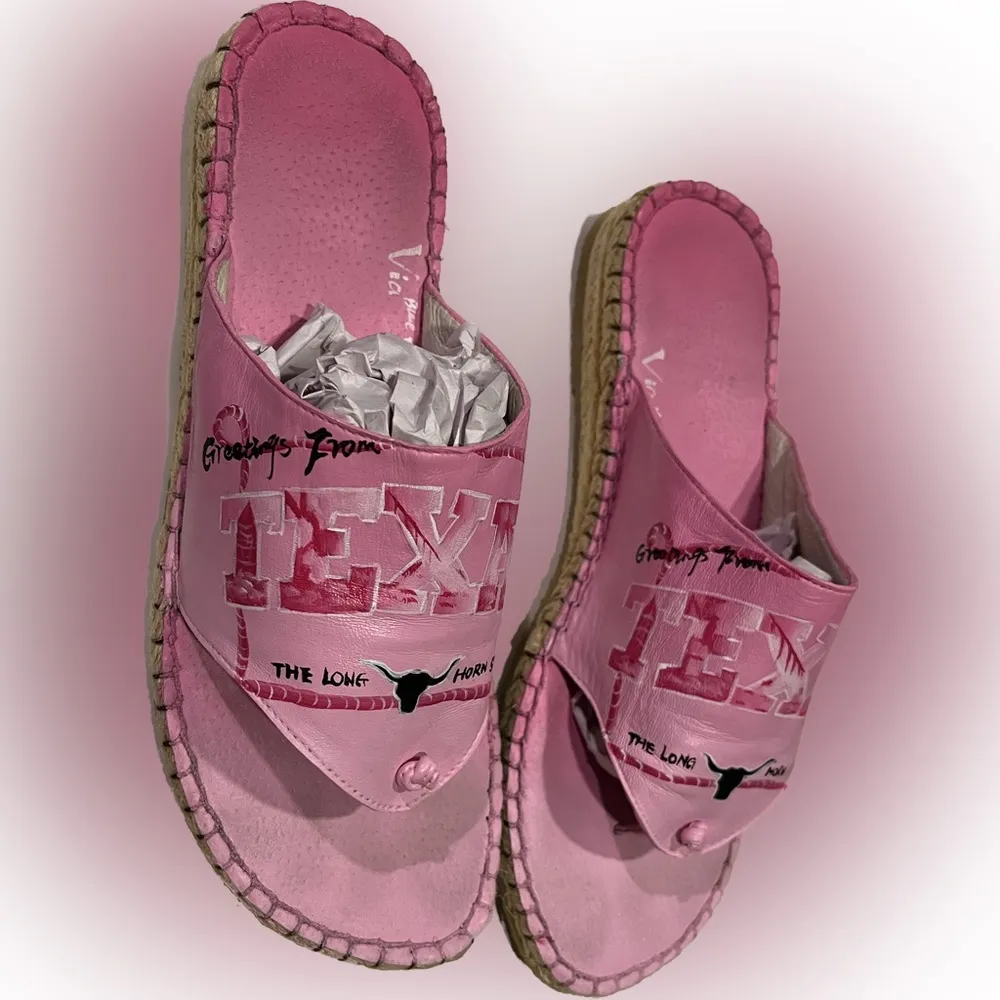 VTG & OOAK Via Blue Via Couture Handpainted Leather Flip Flop Sandals - Image 8